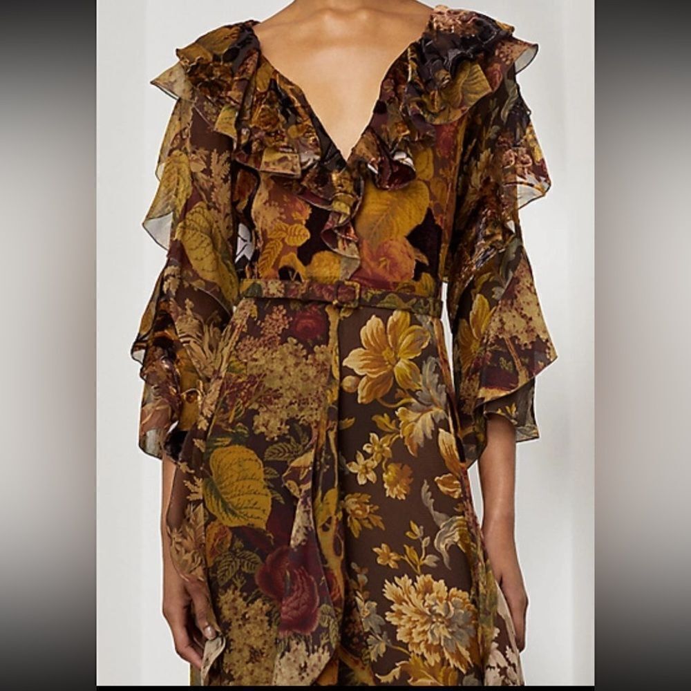 Ralph Lauren Fall 2022 Collection Deklan Floral Print Silk Day Dress - Picture 13 of 17